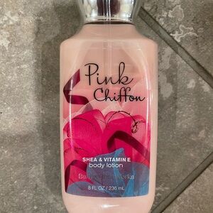 Bath & Body Works Pink Chiffon Moisturizer in Pink